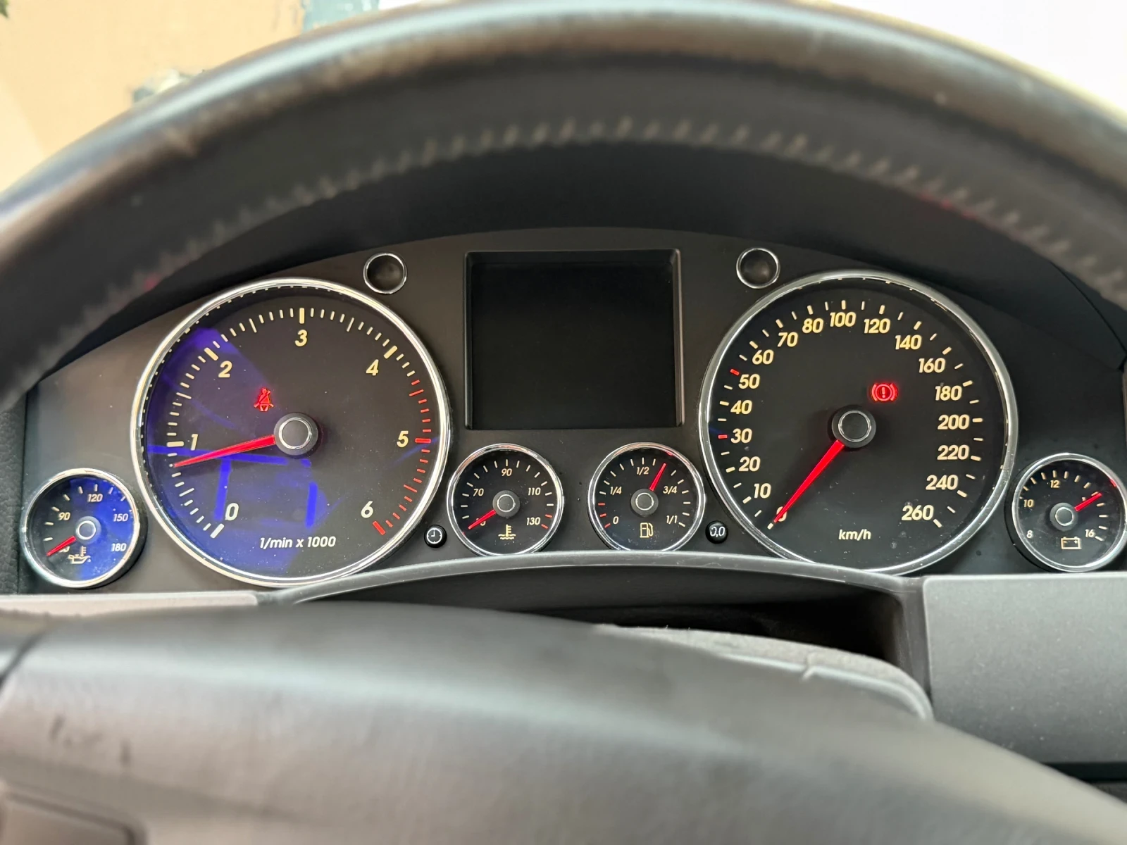 VW Touareg Volkswagen Touareg 2.5 TDI | 2004 | Ръчна скоростн, снимка 9 - Автомобили и джипове - 54887592