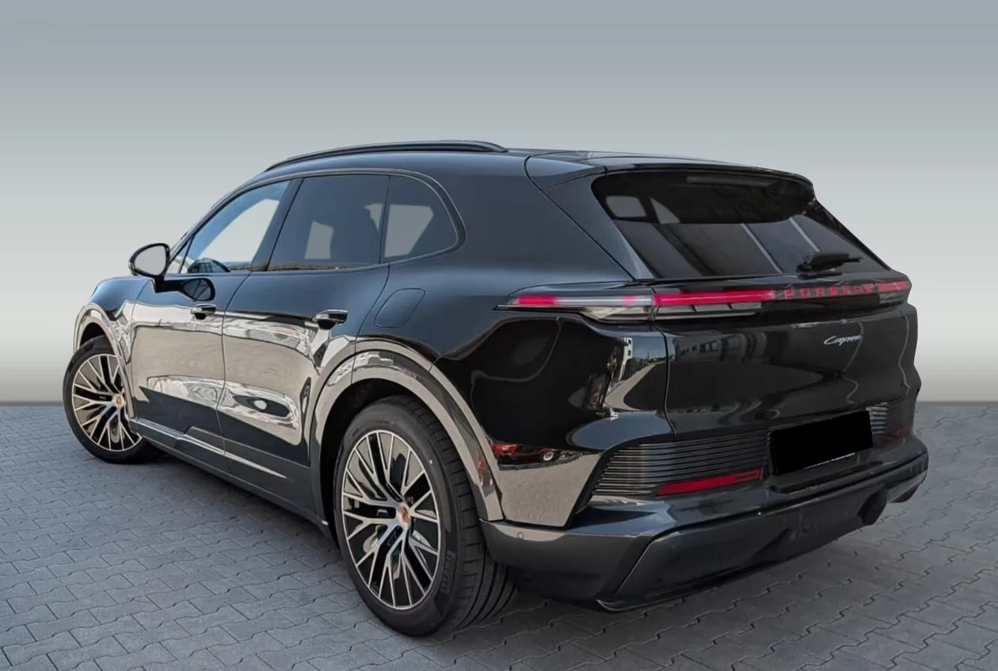 Porsche Cayenne ELECTRIC/PANO/BOSE/Park Assist, снимка 3 - Автомобили и джипове - 55132662
