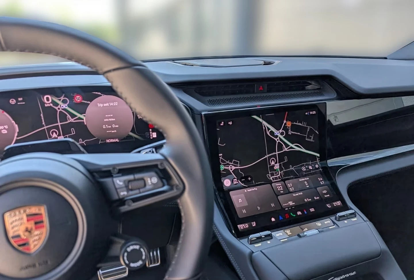 Porsche Cayenne ELECTRIC/PANO/BOSE/Park Assist, снимка 12 - Автомобили и джипове - 55132662