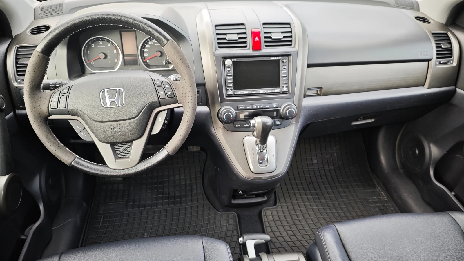 Honda Cr-v DISTRONIC/РОЛБАР/СПОЙЛЕР/СТЕПЕНКИ/NAV/DVD/KAM/USB, снимка 12 - Автомобили и джипове - 55651219