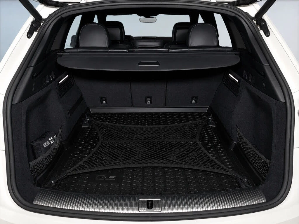 Audi SQ5 Technik/Bang & Olufsen/DIGITAL/360/  , снимка 16 - Автомобили и джипове - 55785928