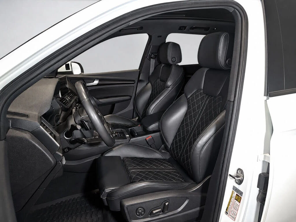 Audi SQ5 Technik/Bang & Olufsen/DIGITAL/360/  , снимка 8 - Автомобили и джипове - 55785928