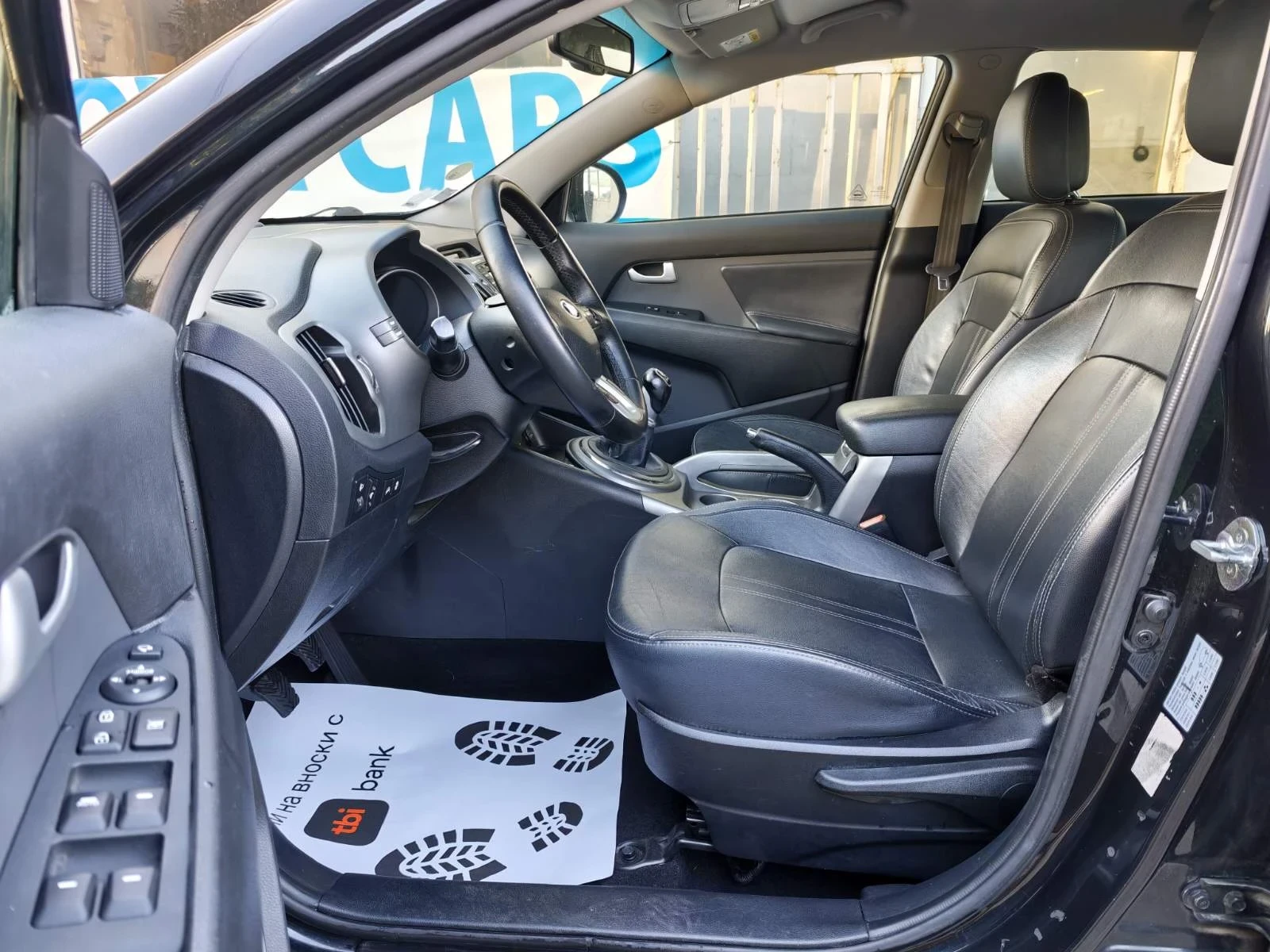 Kia Sportage 1.7crdi-116к.с Premium Кожа Навигация Камера, снимка 7 - Автомобили и джипове - 56214987