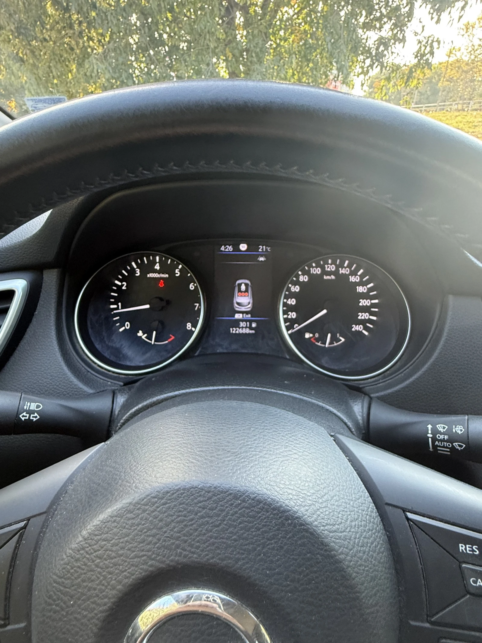 Nissan Qashqai, снимка 4 - Автомобили и джипове - 56504421