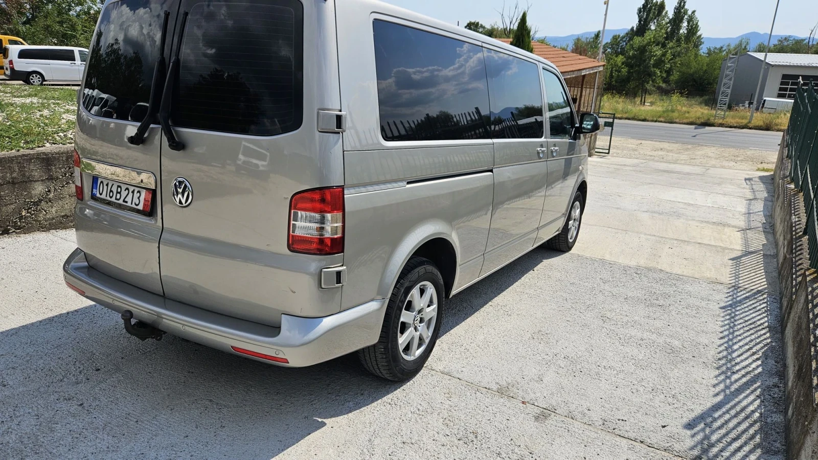VW Transporter Automat, снимка 3 - Бусове и автобуси - 55615591