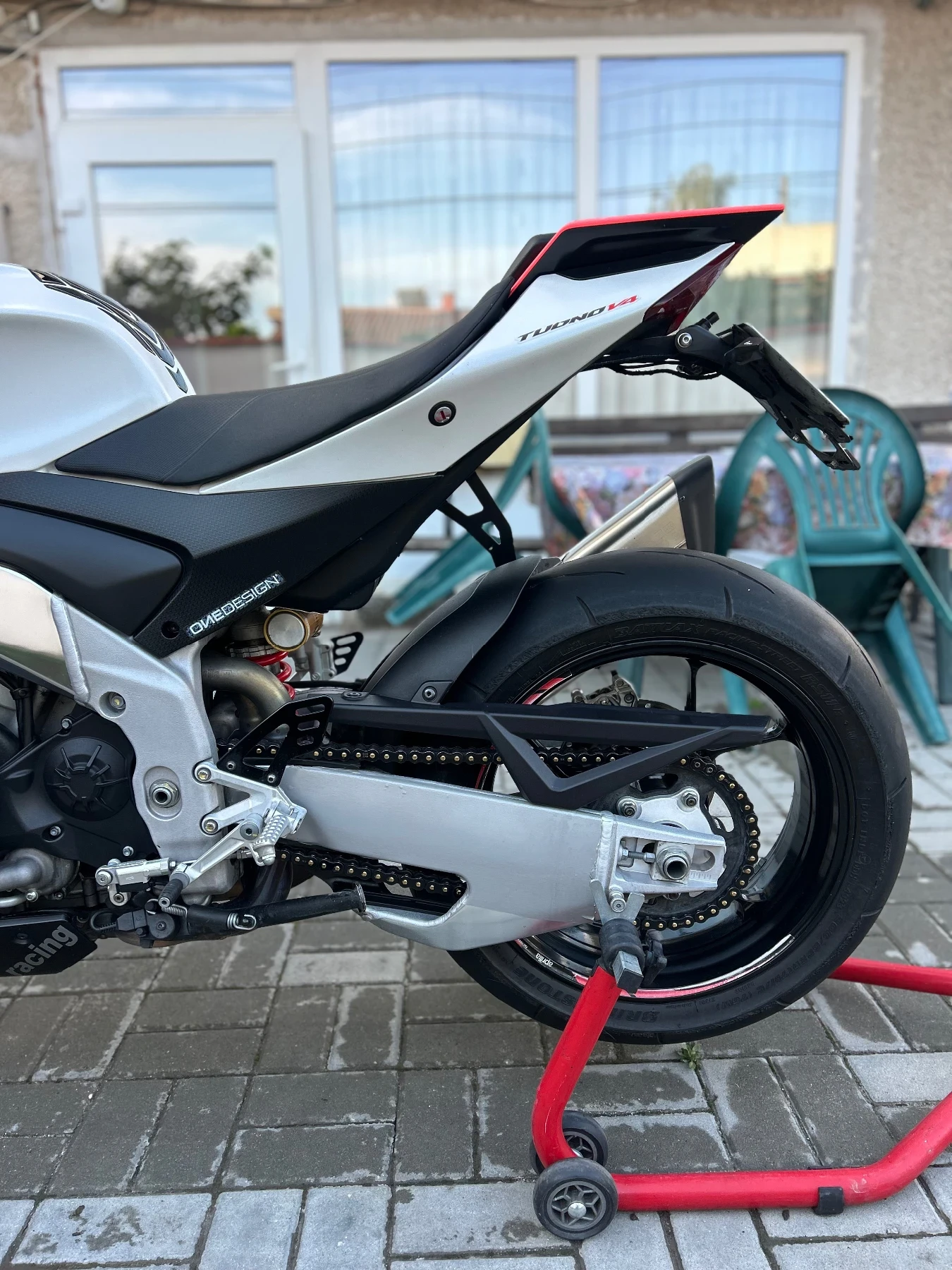 Aprilia Tuono 1100 V4, снимка 10 - Мотоциклети и мототехника - 52956824