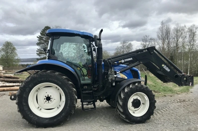 Трактор New Holland TS135, снимка 16 - Селскостопанска техника - 56304827