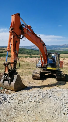 Багер Hitachi ZAXIS 210LC, снимка 6