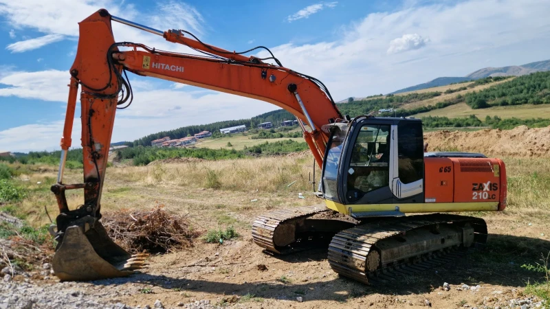 Багер Hitachi ZAXIS 210LC, снимка 1 - Индустриална техника - 48130509