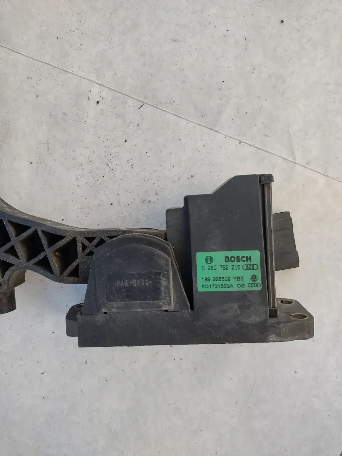 6Q1721503A    VW, SKODA, SEAT     0280752215 | Mobile.bg   3