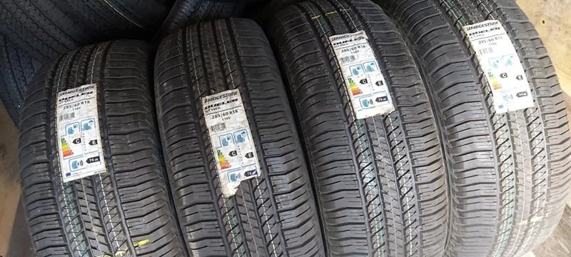 Гуми Летни 285/60R18, снимка 2 - Гуми и джанти - 32567673