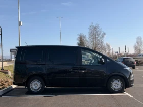 Hyundai Staria 2.2crdi Лизинг през Уникредит по 285 евро, снимка 5