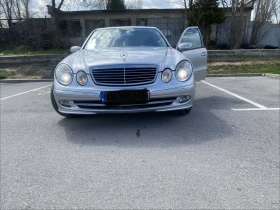Mercedes-Benz E 320 4 matic, снимка 12