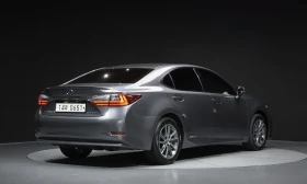 Lexus ES 300 300h Supreme XV60 Full/ Disi/Line assist/обдухване, снимка 2