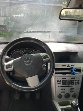 Opel Astra H, снимка 5