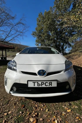 Toyota Prius търся да купя