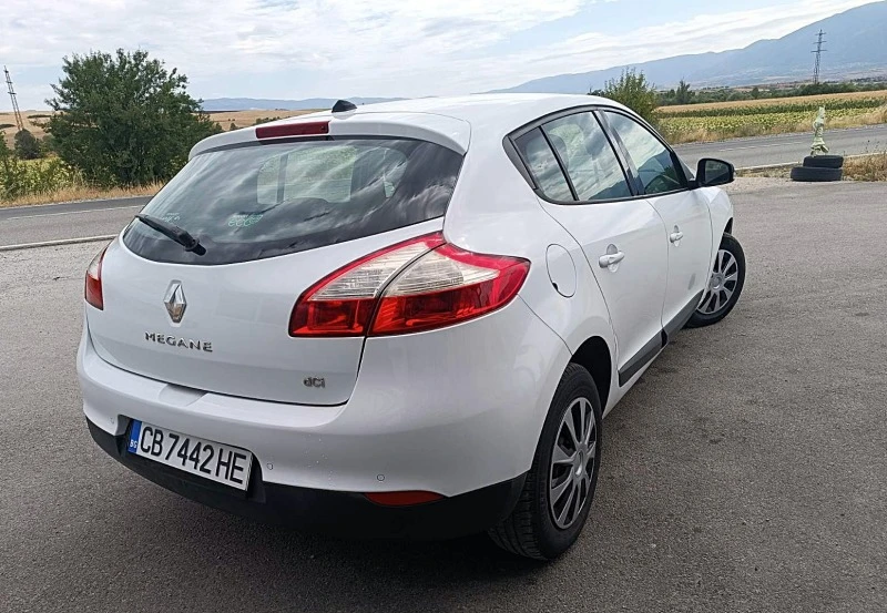 Renault Megane AUTOMATIC, снимка 4 - Автомобили и джипове - 48234123