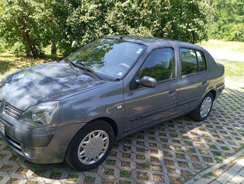 Renault Symbol 1.4, снимка 7 - Автомобили и джипове - 46362326
