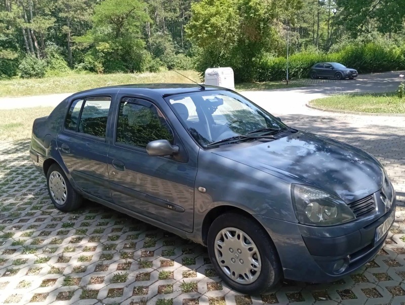 Renault Symbol 1.4, снимка 3 - Автомобили и джипове - 46362326