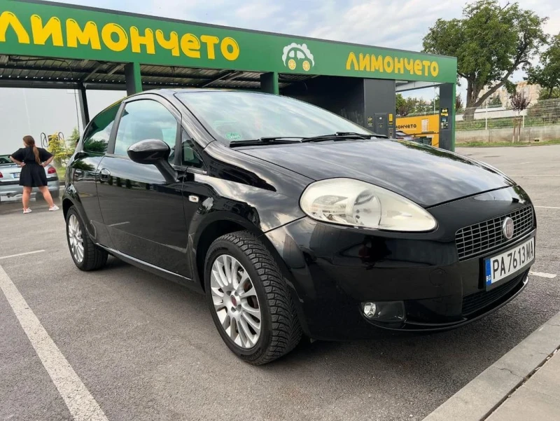 Fiat Punto Grande, снимка 1 - Автомобили и джипове - 46937704