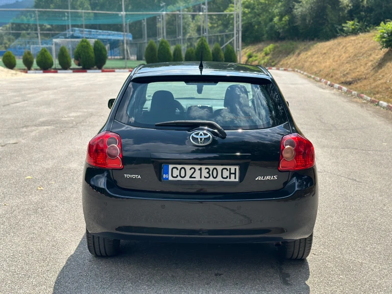 Toyota Auris, снимка 6 - Автомобили и джипове - 46995755