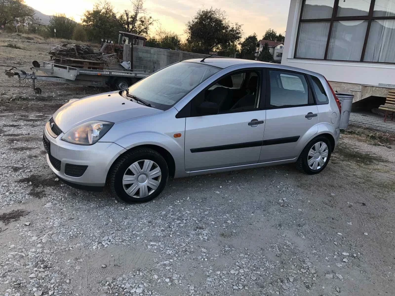 Ford Fiesta, снимка 11 - Автомобили и джипове - 47734481