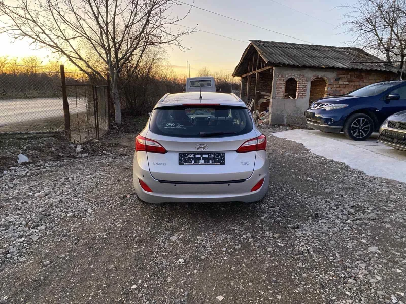 Hyundai I30, снимка 5 - Автомобили и джипове - 48371027