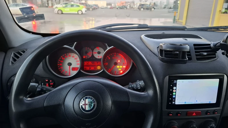 Alfa Romeo 147 1.9JTD, снимка 6 - Автомобили и джипове - 48947977