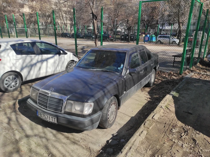 Mercedes-Benz 124 200E, снимка 5 - Автомобили и джипове - 49086321