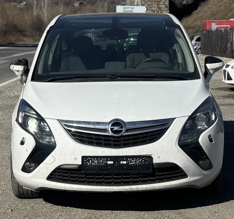 Opel Zafira Tourer 2.0cdti 130hp A20DT, снимка 1 - Автомобили и джипове - 49426808