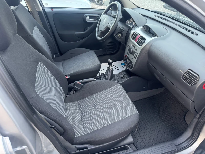 Opel Corsa 1.2i KLIMA 97000км, снимка 9 - Автомобили и джипове - 52402264