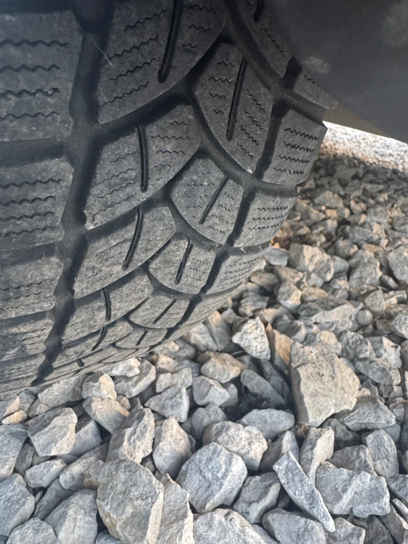 Opel Corsa 1.2i KLIMA 97000км, снимка 17 - Автомобили и джипове - 52402264