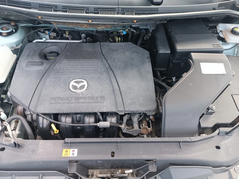 Mazda 5 1, 8i, ПЕРФЕКТНА, ЛИЗИНГ , снимка 13 - Автомобили и джипове - 51572128