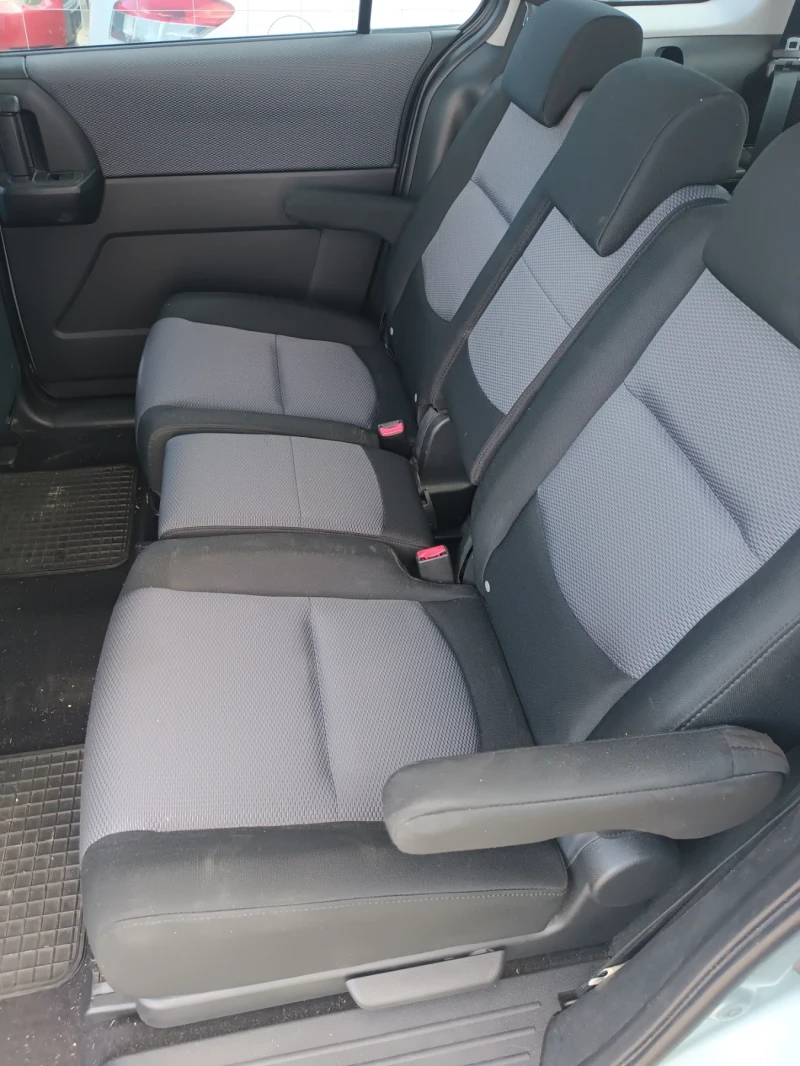 Mazda 5 1, 8i, ПЕРФЕКТНА, ЛИЗИНГ , снимка 11 - Автомобили и джипове - 51572128