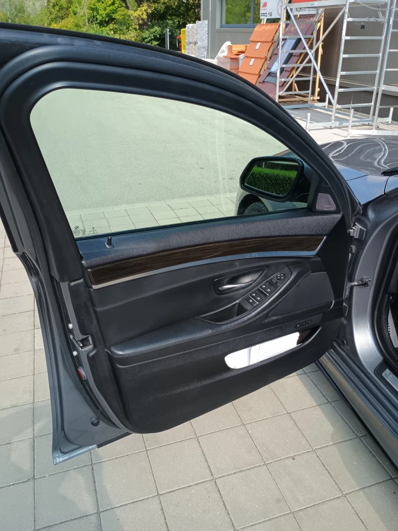 BMW 535 M-PACK/ ШИБИДАХ/ FACELIFT / F10, снимка 11 - Автомобили и джипове - 51694637