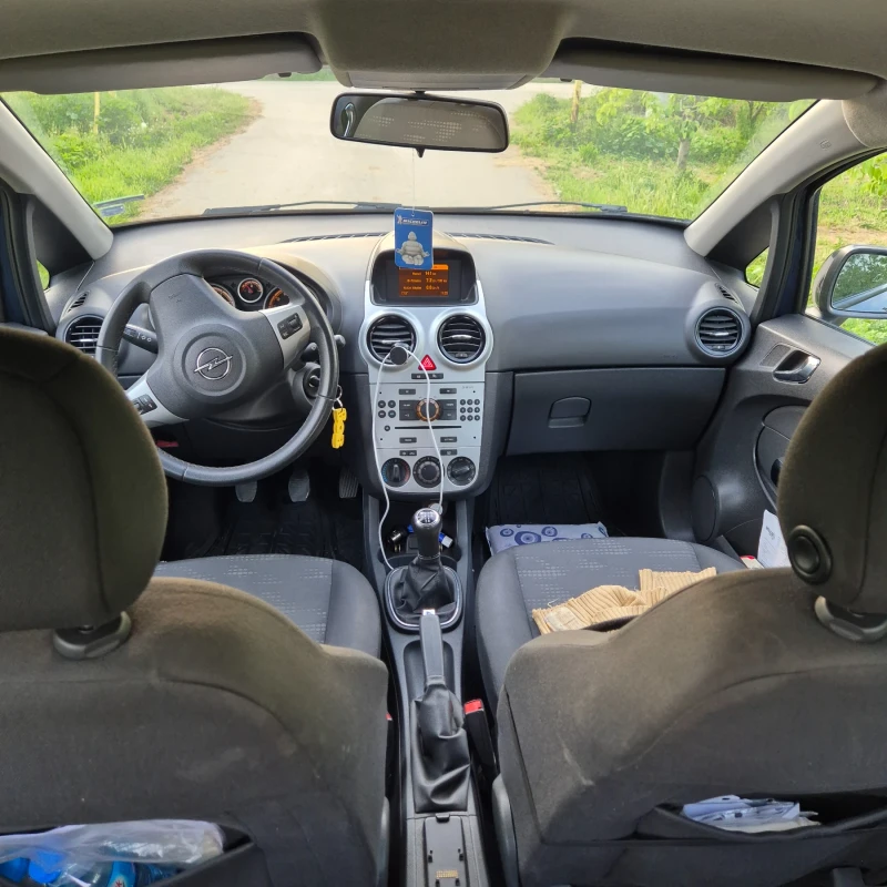 Opel Corsa, снимка 5 - Автомобили и джипове - 52630070