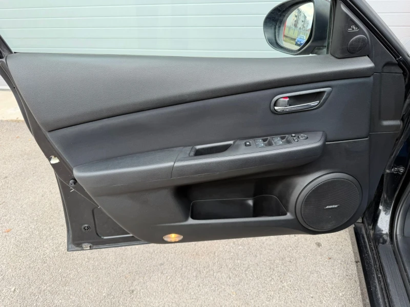 Mazda 6 2.0I AUTOMATIK KLIMATRONIK EVRO 5A ЛИЗИН!!!, снимка 12 - Автомобили и джипове - 52641005