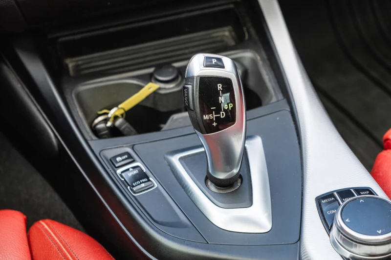 BMW 230 * Coupe* xDrive* АвтоКреди* (ЦЕНА ДО БГ), снимка 16 - Автомобили и джипове - 52999008