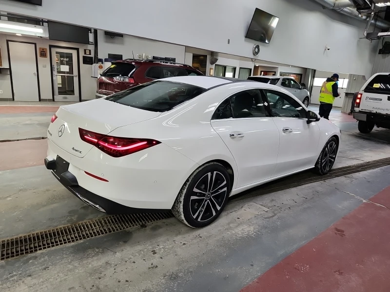 Mercedes-Benz CLA 250 4519км| CARFAX| Подгреви| , снимка 2 - Автомобили и джипове - 53342219