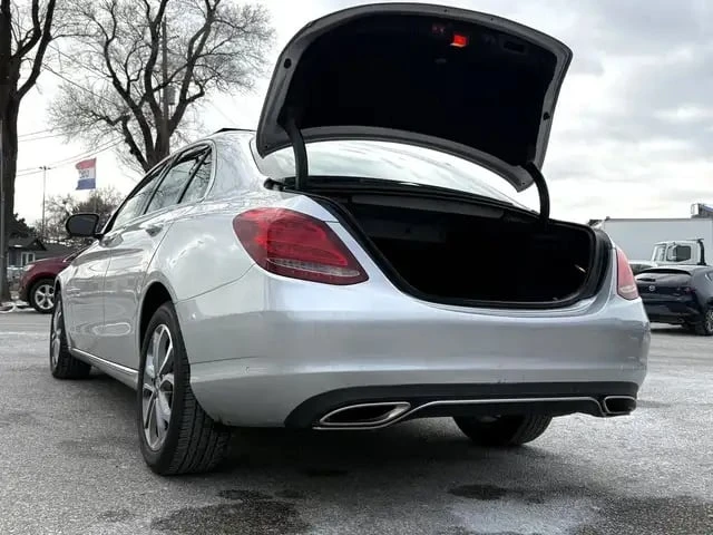 Mercedes-Benz C 300 AWD * PANORAMA * 360  КАМЕРА * KEYLESS * , снимка 11 - Автомобили и джипове - 53439148