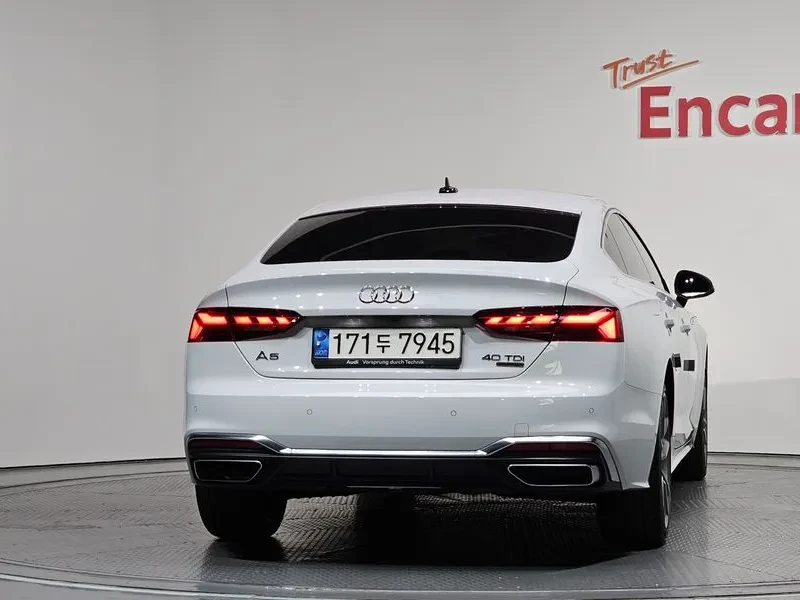 Audi A5 2.0 TDI Quattro, снимка 4 - Автомобили и джипове - 55013086