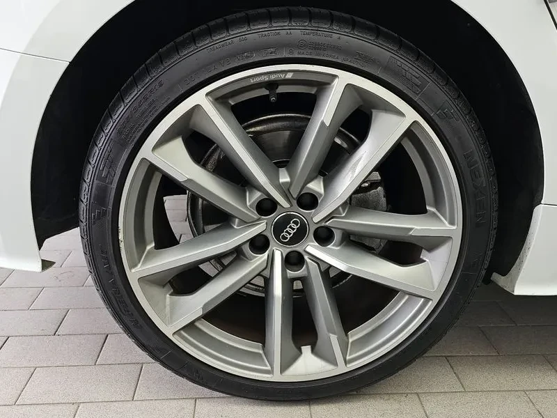 Audi A5 2.0 TDI Quattro, снимка 5 - Автомобили и джипове - 55013086