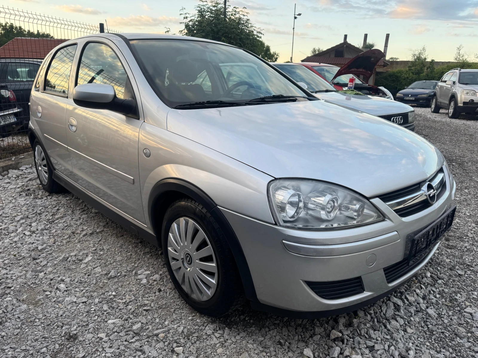 Opel Corsa 1.2i KLIMA 97000км, снимка 1