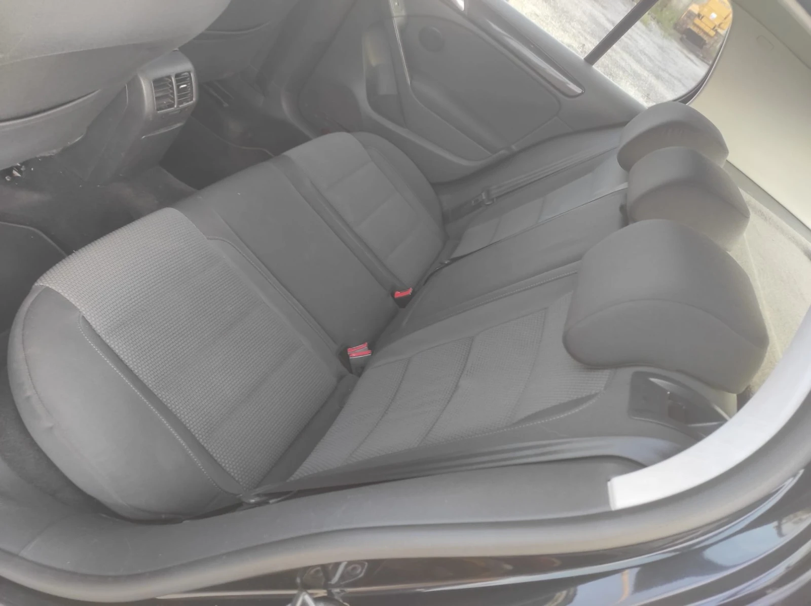 VW Golf 2.0 tdi 110 .. NAVI | Mobile.bg   14