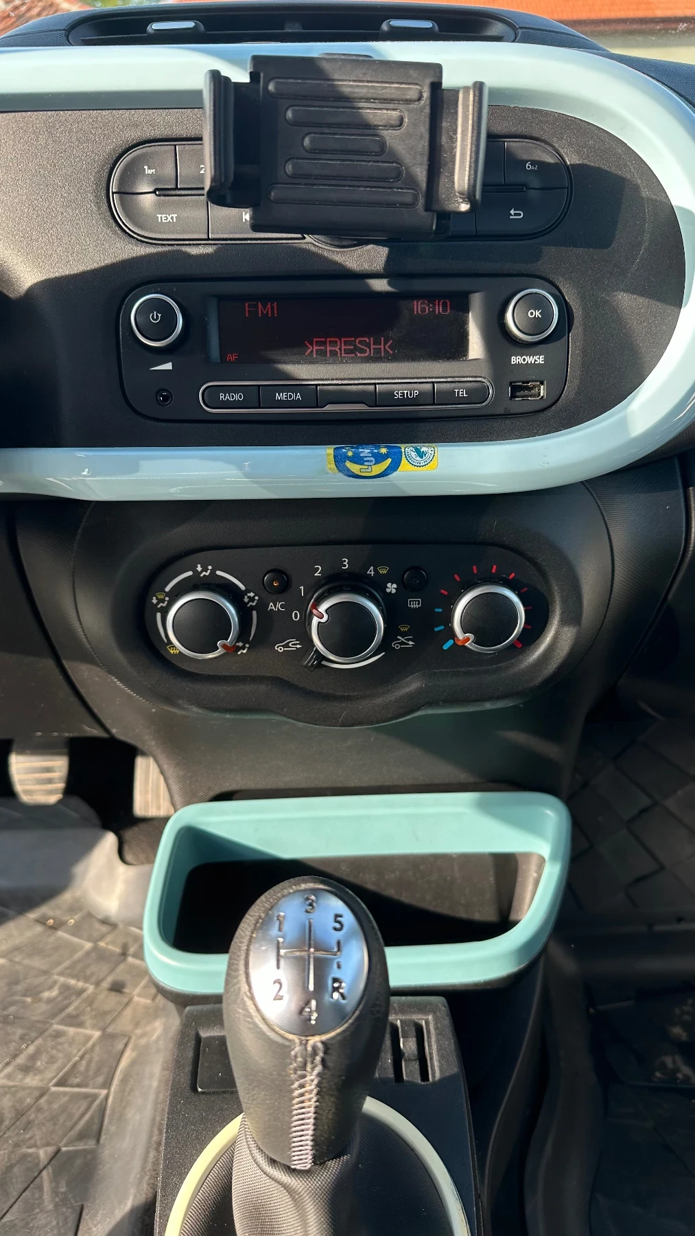 Renault Twingo Baby Blue - изображение 8