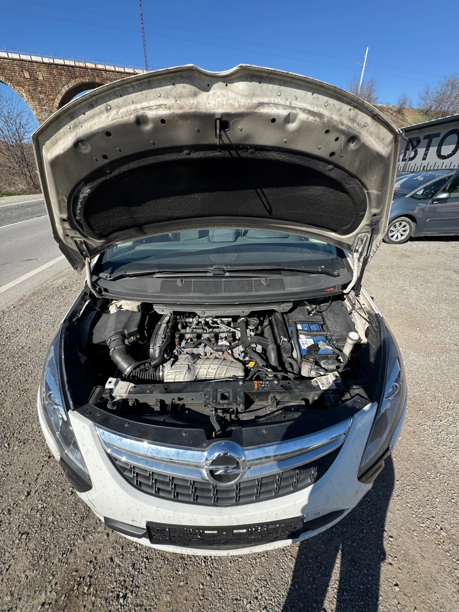 Opel Zafira Tourer 2.0cdti 130hp A20DT | Mobile.bg — изображение 14
