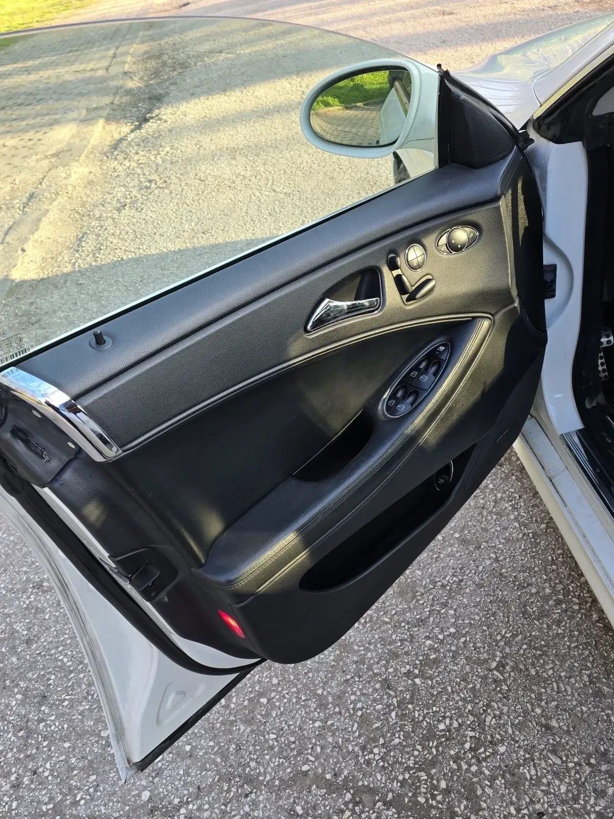 Mercedes-Benz CLS 63 AMG V8 - изображение 9