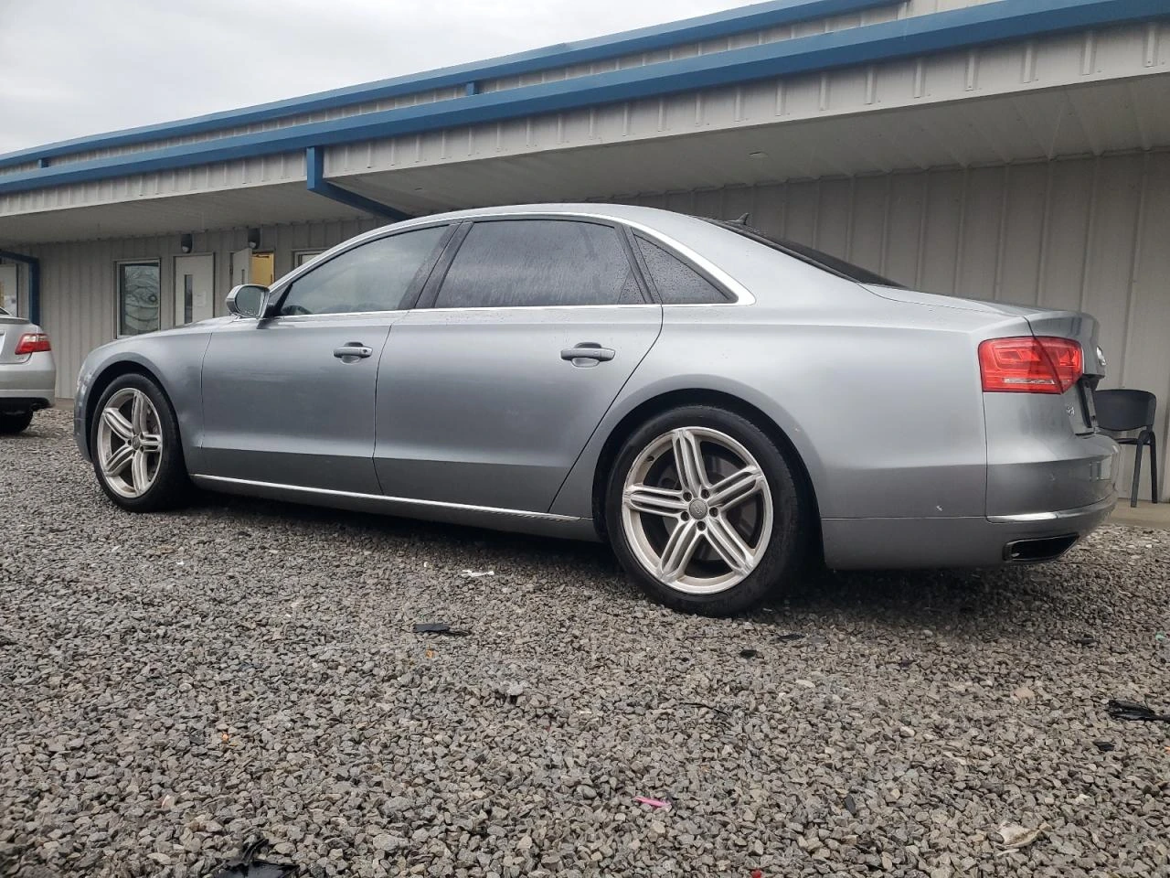 Audi A8 LONG* QUATTRO* 4.0TFSI V8* ПЪЛНА СЕРВИЗНА ИСТОРИЯ! - изображение 6