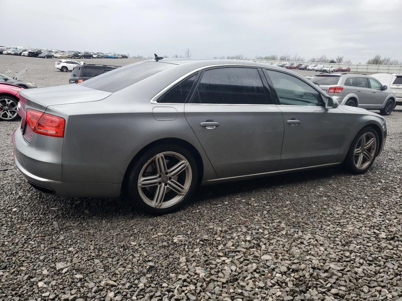 Audi A8 LONG* QUATTRO* 4.0TFSI V8* ПЪЛНА СЕРВИЗНА ИСТОРИЯ! - изображение 4