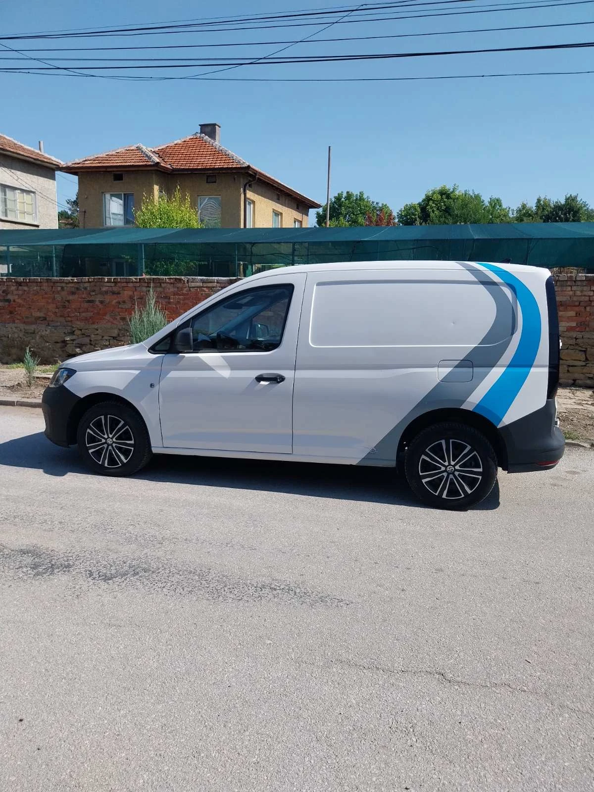 VW Caddy 2 0tdi - изображение 4